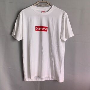 Men’s 🍀 Supreme LA Tee 👕